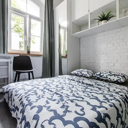 8b Loft- Wifi, Parking, Center Вроцлав