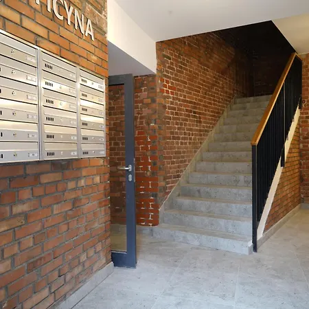 8b Loft- Wifi, Parking, Center Wroclaw
